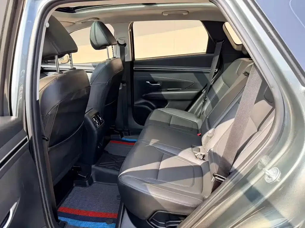Hyundai Tucson 2023 из CN, фото 4