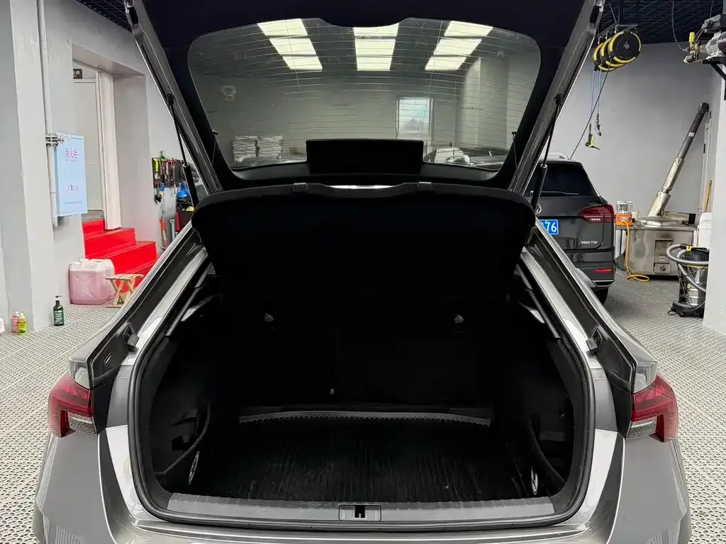 Skoda Octavia 2021 из CN, фото 2
