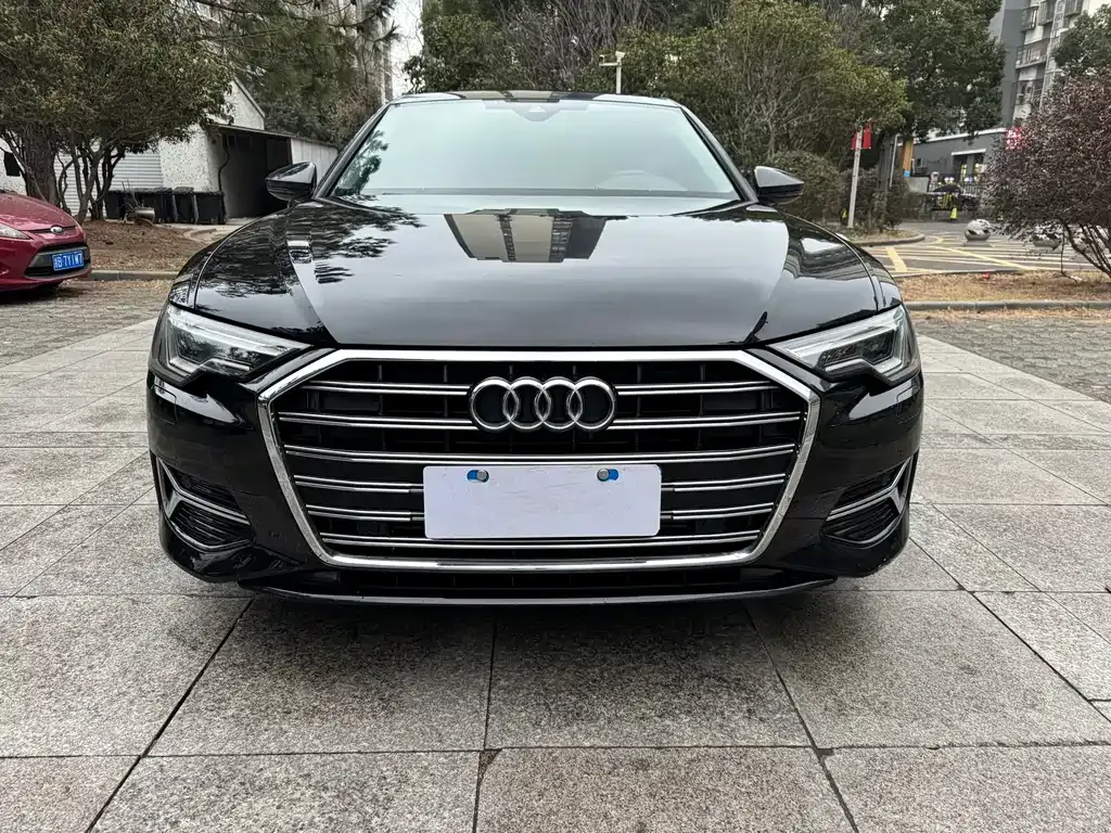 Audi A6L — фото 5