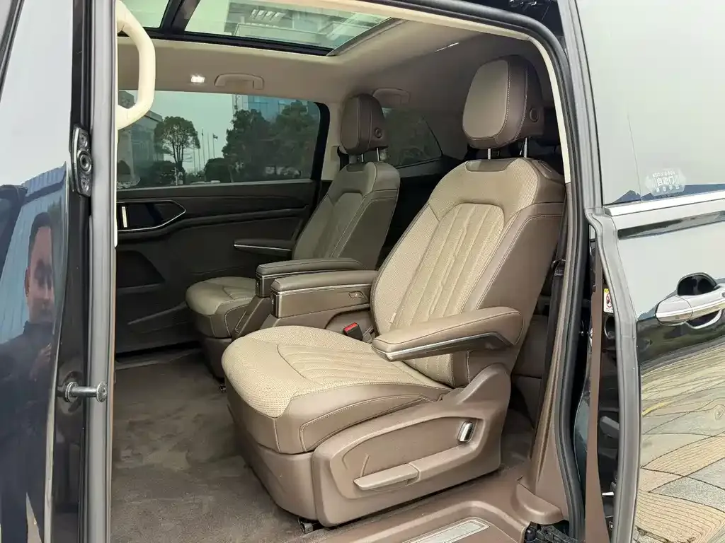 Volkswagen Viloran 2022 из CN, фото 2