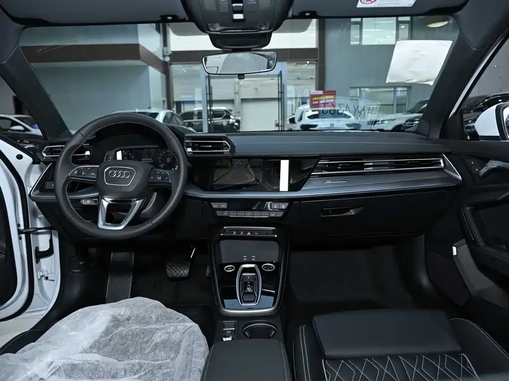 Audi A3 2025 из CN, фото 7