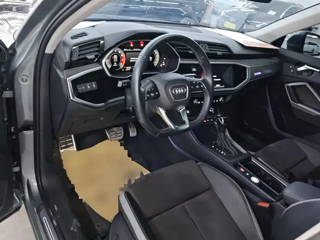Audi Q3 2022 из CN, фото 3