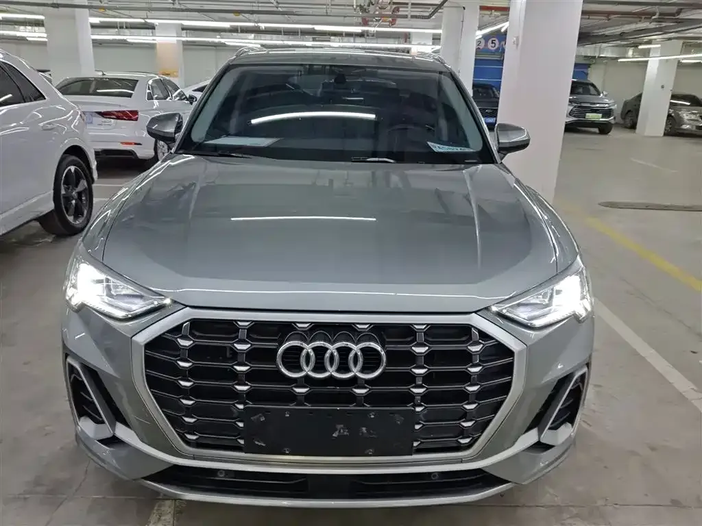 Audi Q3 2022 из CN, фото 4