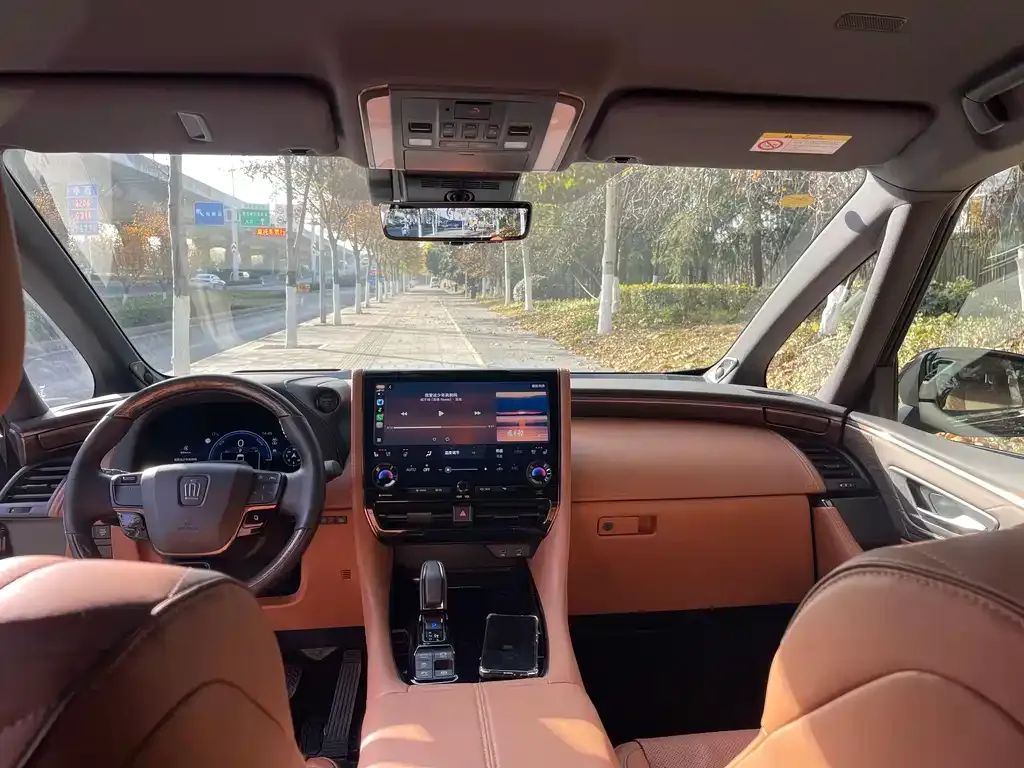 Toyota Vellfire 2024 из CN, фото 2