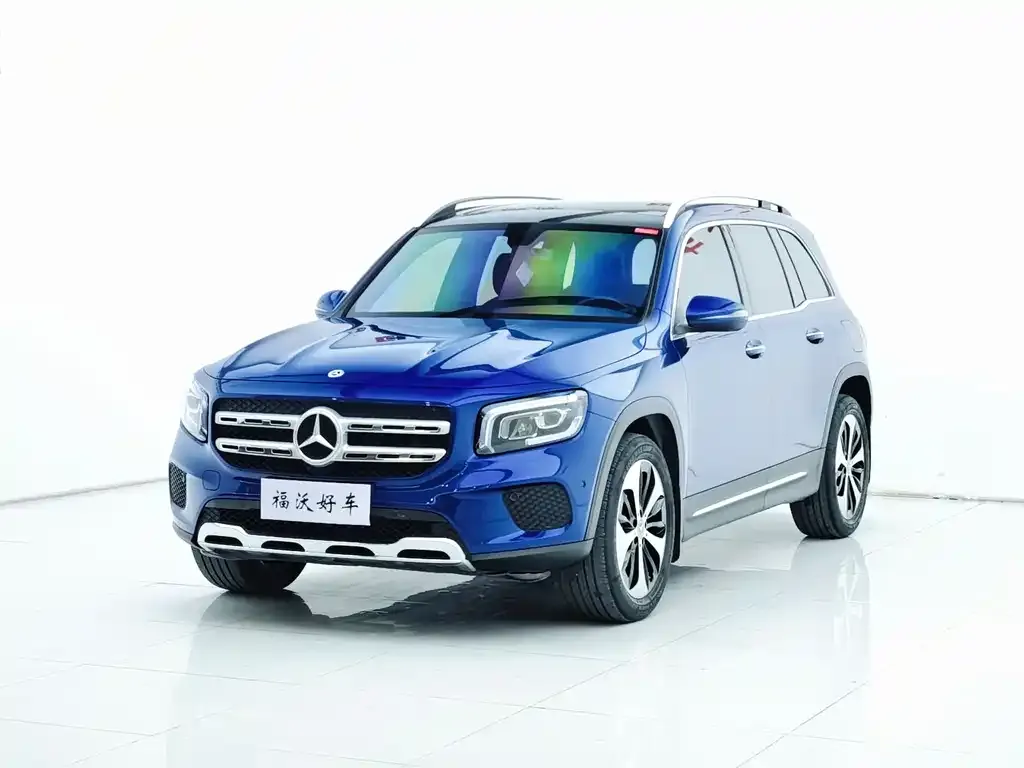 Mercedes-Benz GLB — фото 1