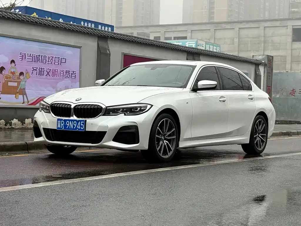 BMW 3 Series — фото 1
