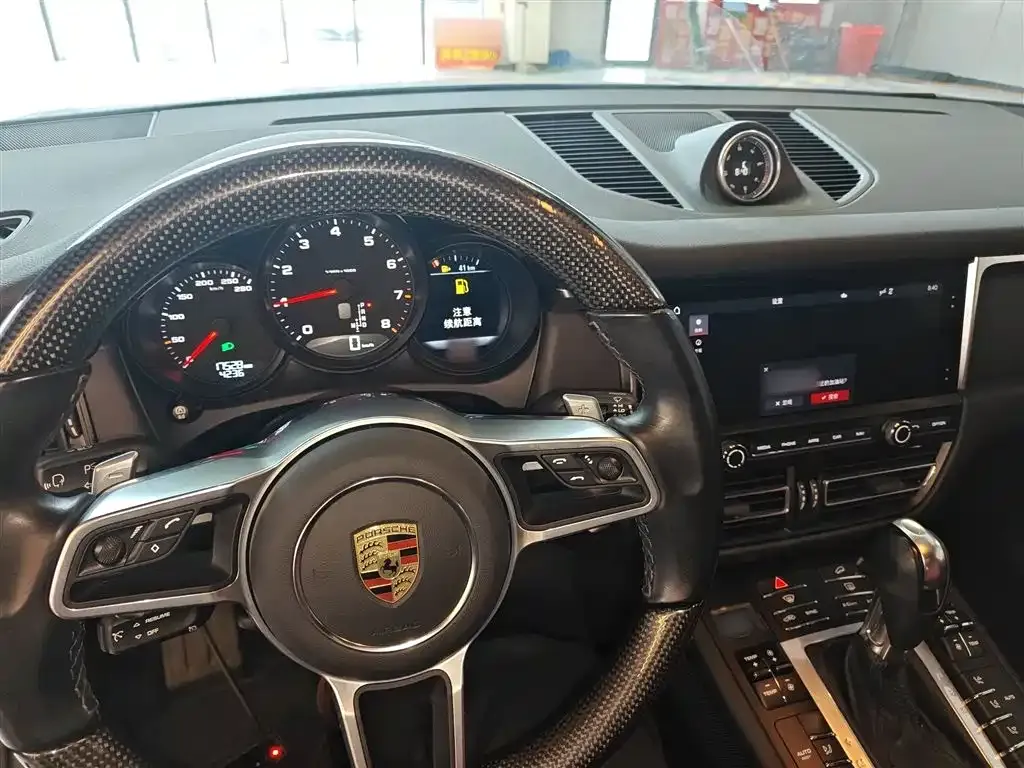 Porsche Macan 2025 из CN, фото 8