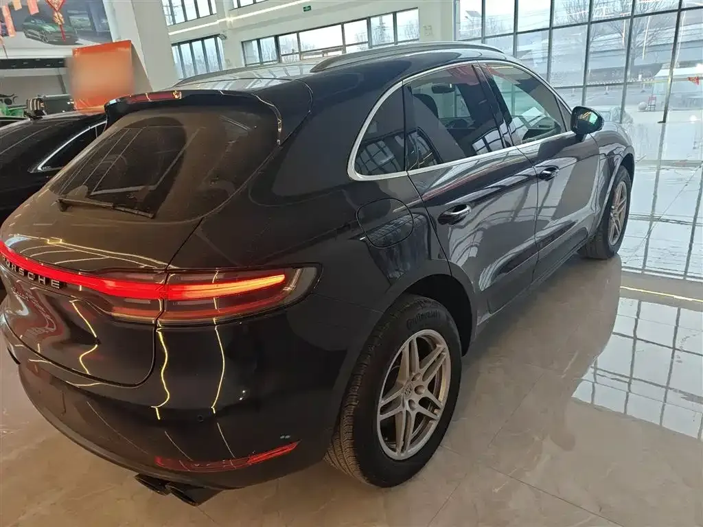 Porsche Macan 2025 из CN, фото 2