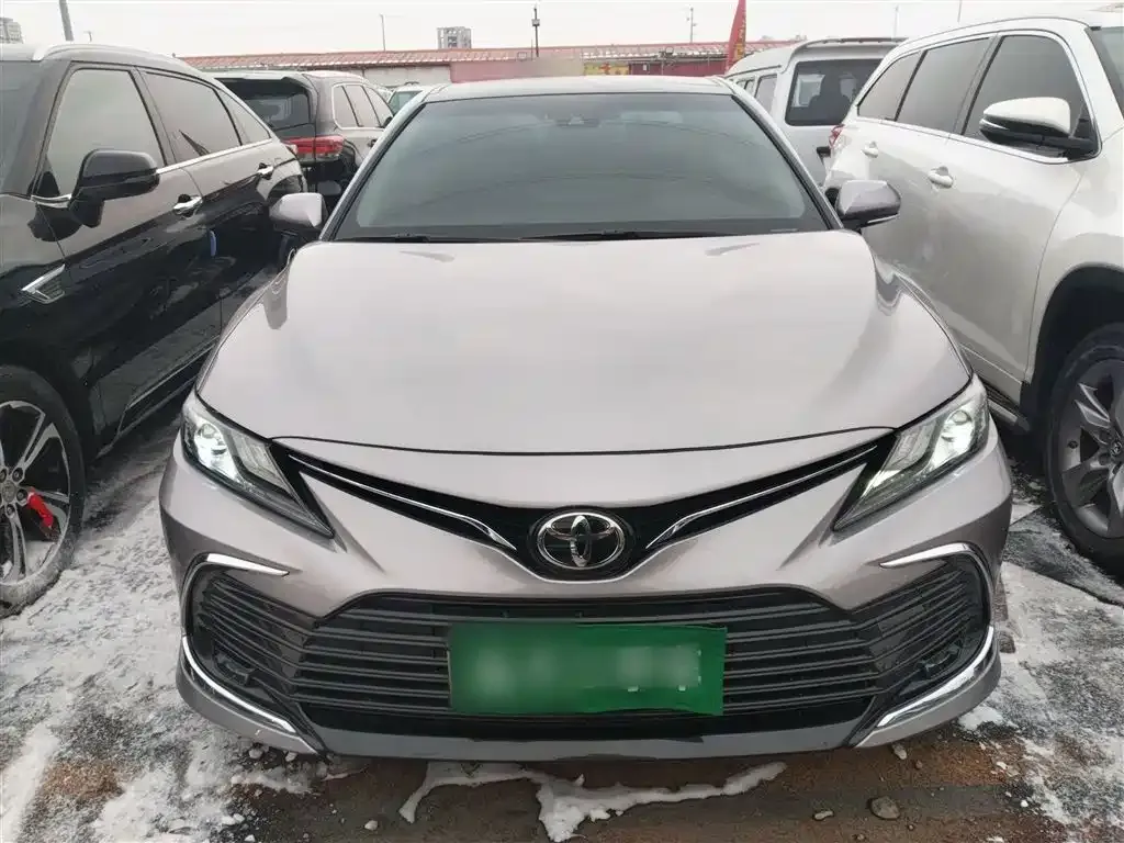 Toyota Camry 2021 из CN, фото 2