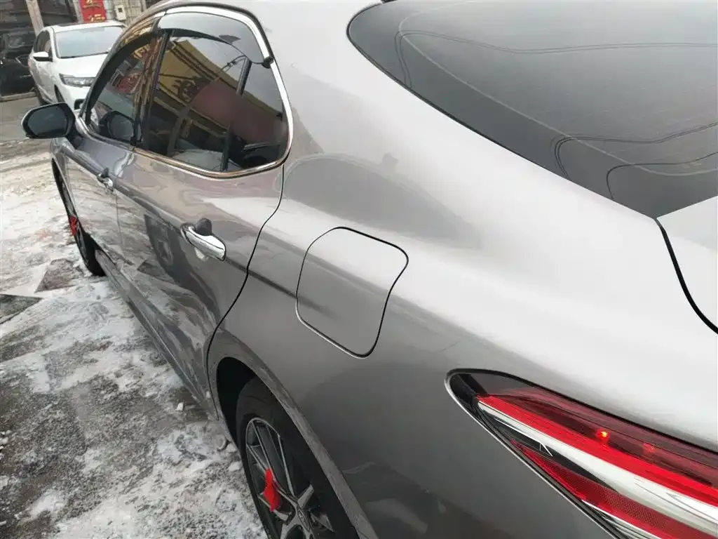 Toyota Camry 2021 из CN, фото 4