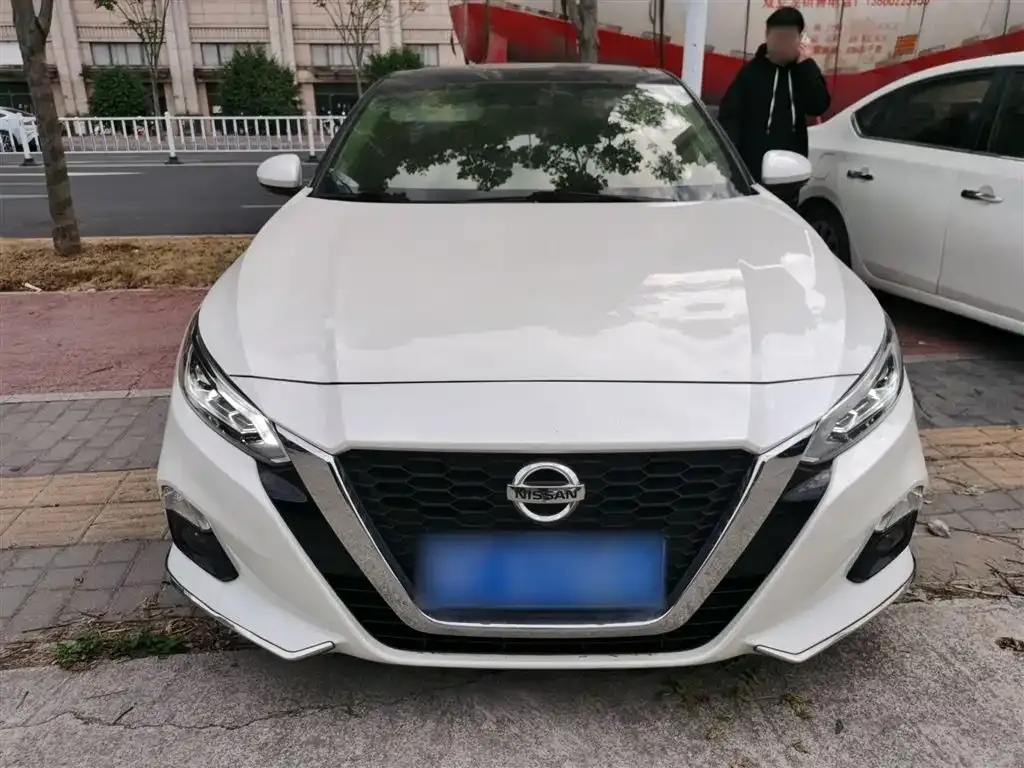 Nissan Teana 2022 из CN, фото 4