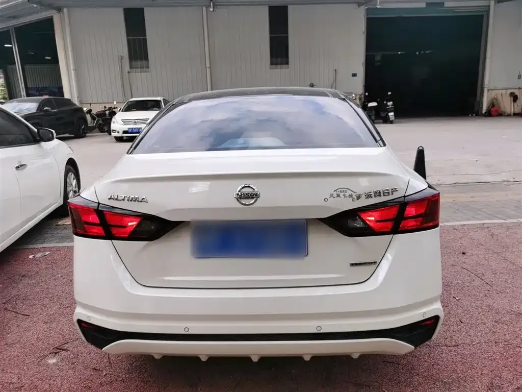 Nissan Teana 2022 из CN, фото 2