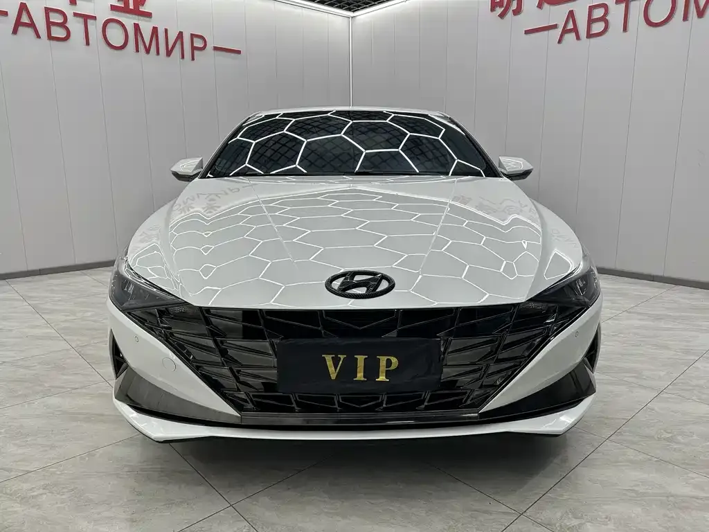 Hyundai Elantra 2023 из CN, фото 2