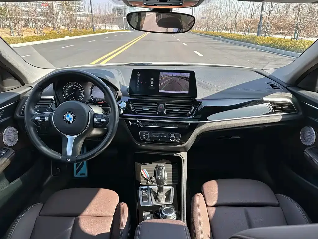 BMW 1 Series 2022 из CN, фото 3