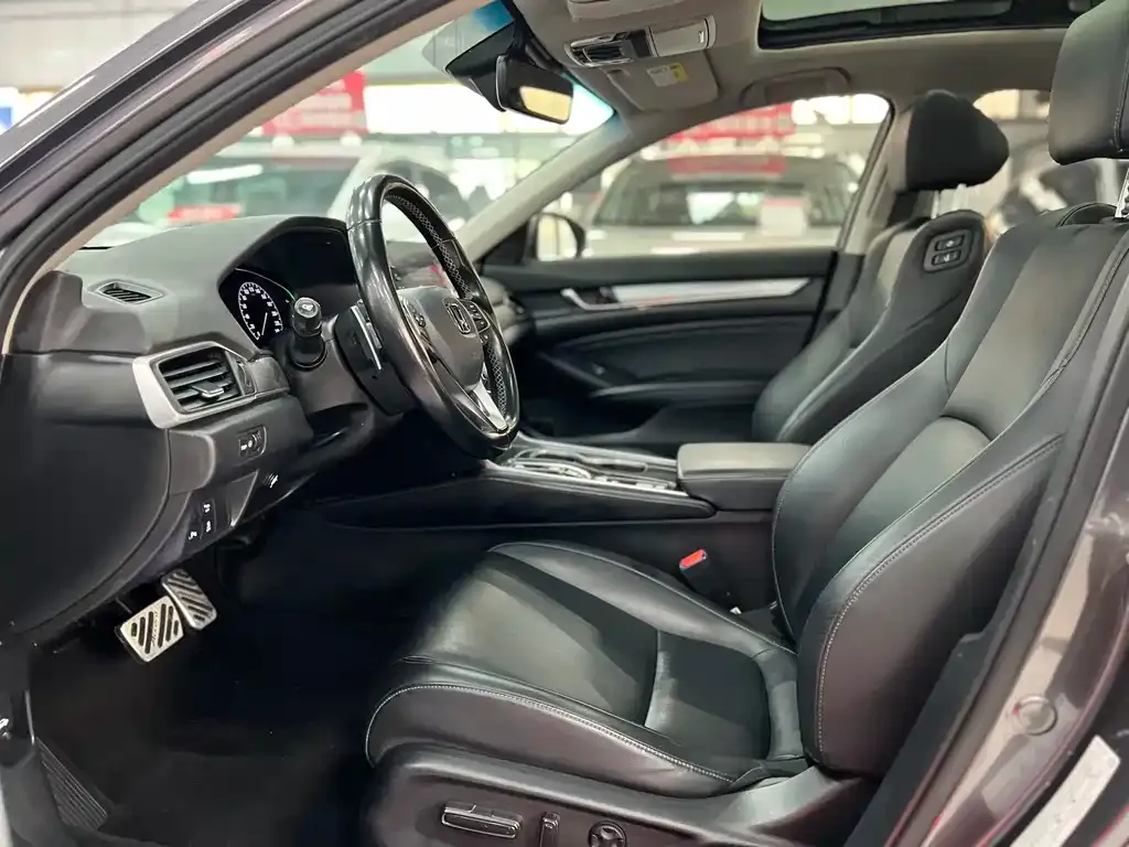 Honda Accord 2021 из CN, фото 3