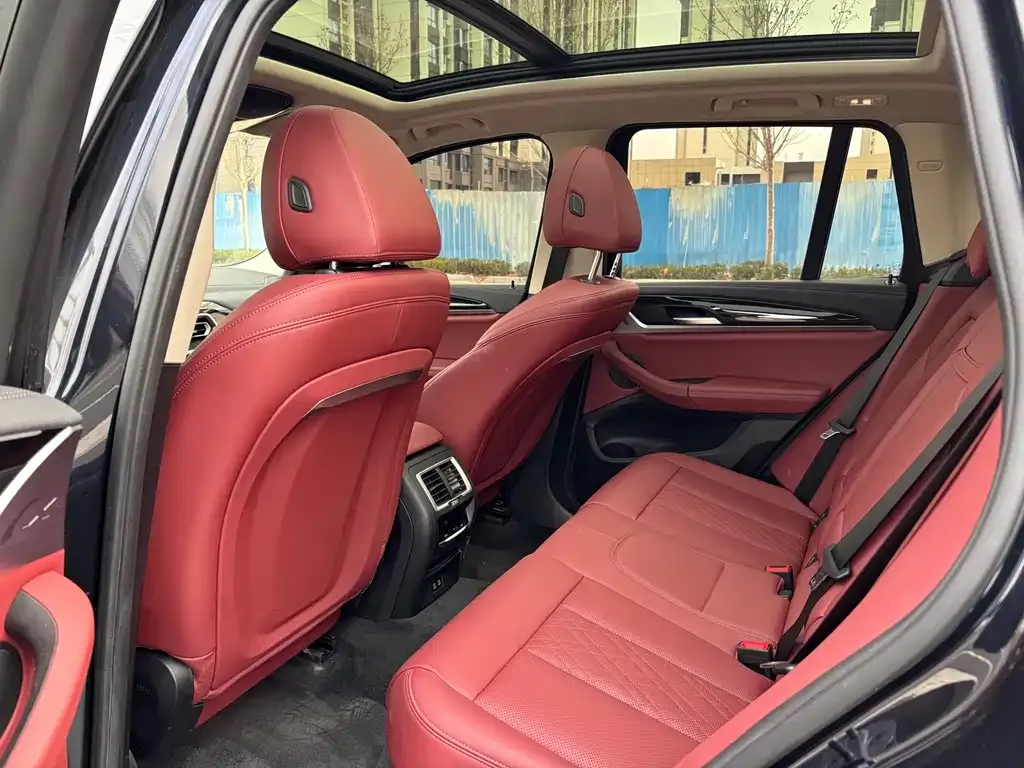 BMW iX3 2024 из CN, фото 8