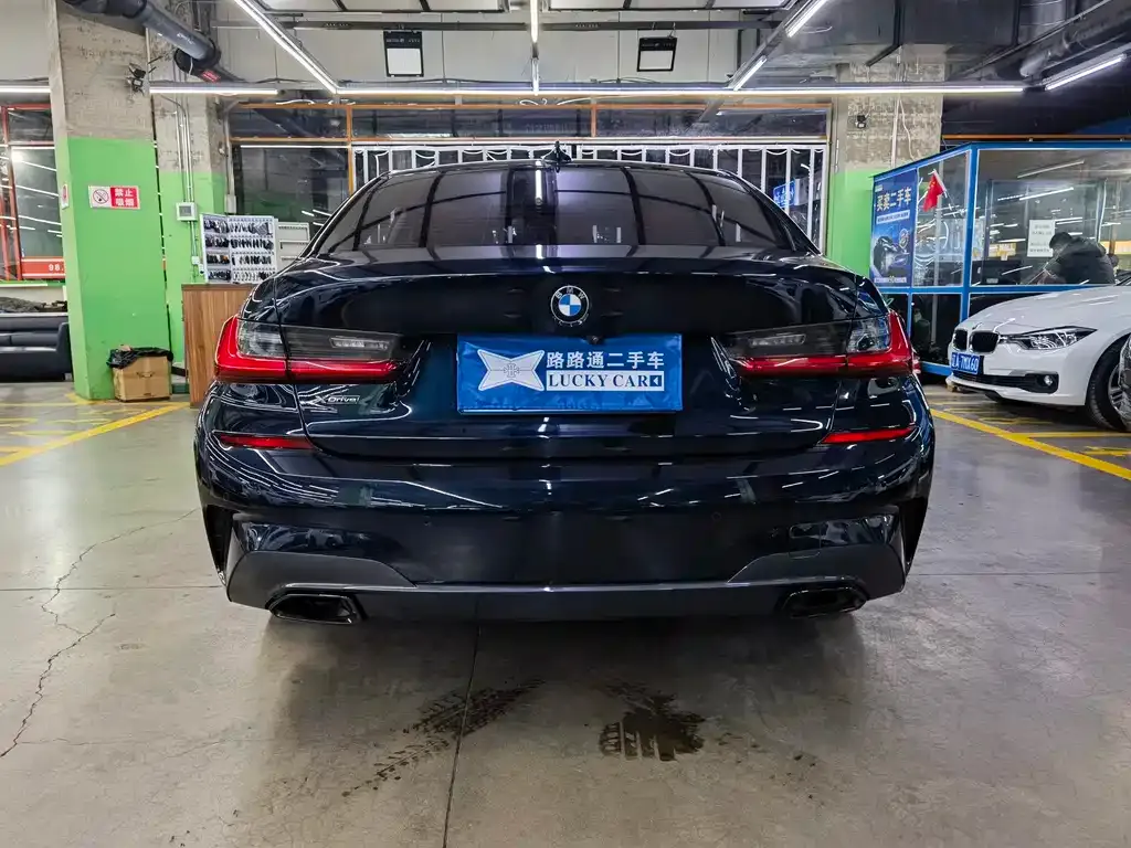 BMW 3 Series 2021 из CN, фото 3