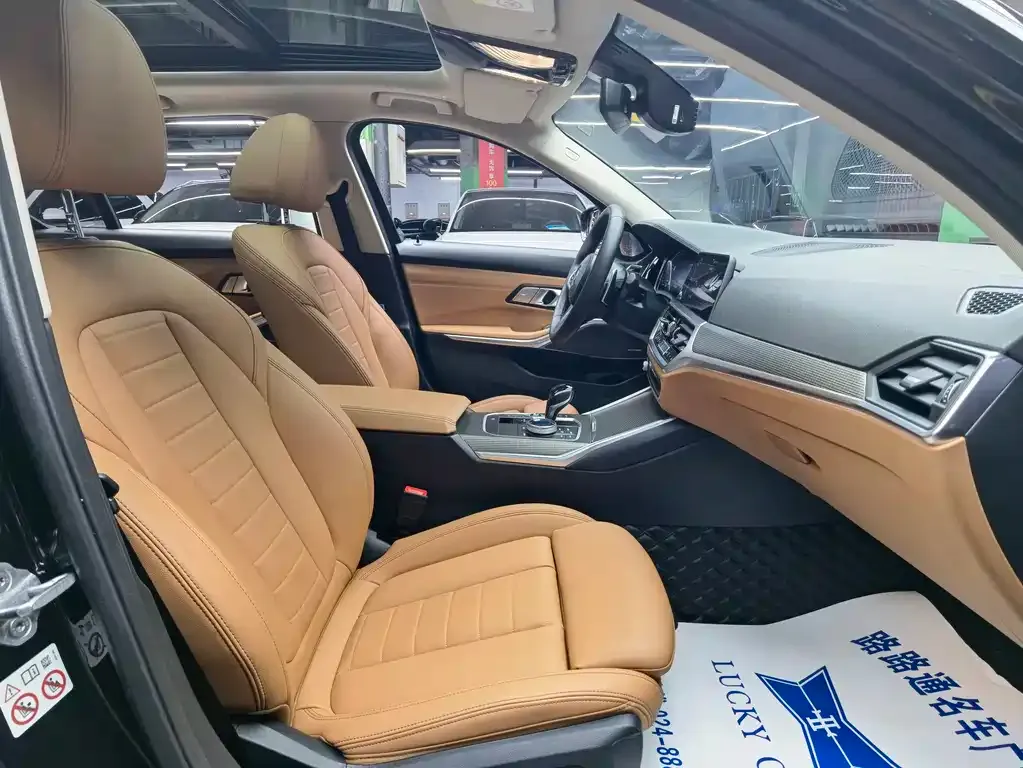 BMW 3 Series 2021 из CN, фото 10