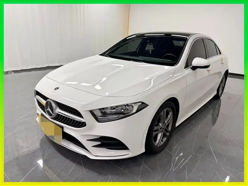 Mercedes-Benz A-Class 2023 из CN, фото 1