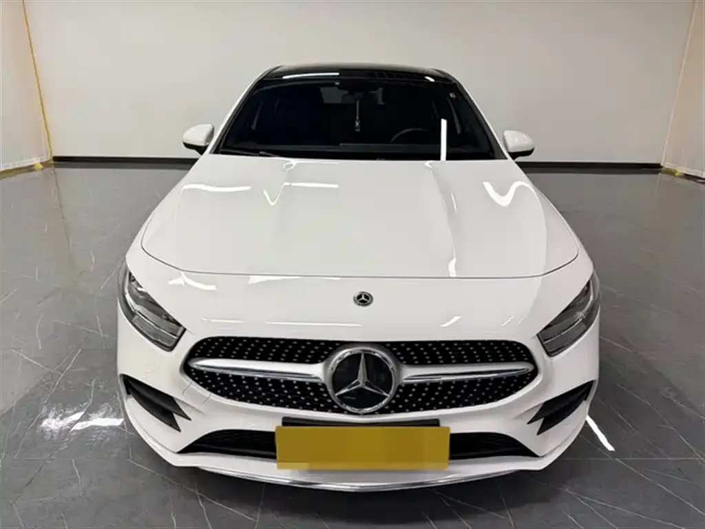 Mercedes-Benz A-Class 2023 из CN, фото 5