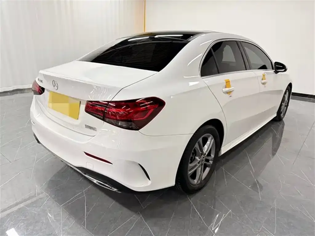 Mercedes-Benz A-Class 2023 из CN, фото 6