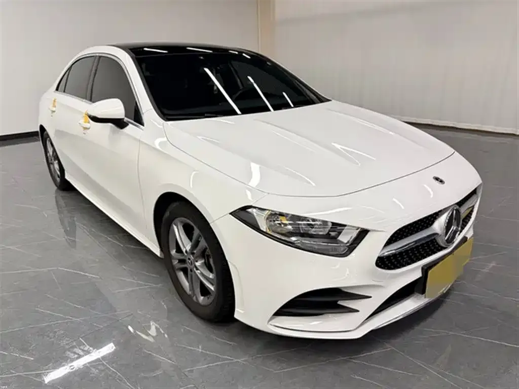 Mercedes-Benz A-Class 2023 из CN, фото 3