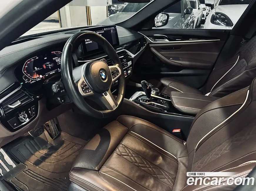 BMW 5-Series 2023 из KR, фото 8