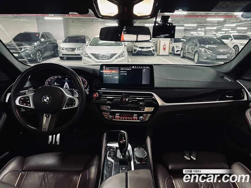 BMW 5-Series 2023 из KR, фото 9