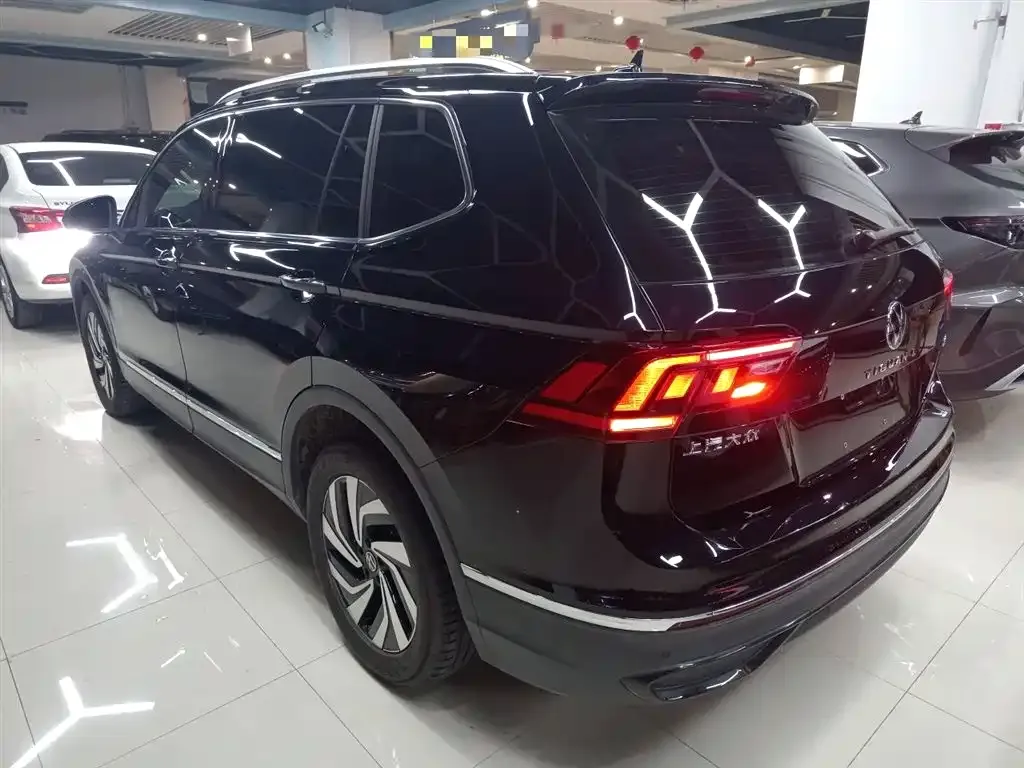 Volkswagen Tiguan L 2024 из CN, фото 4