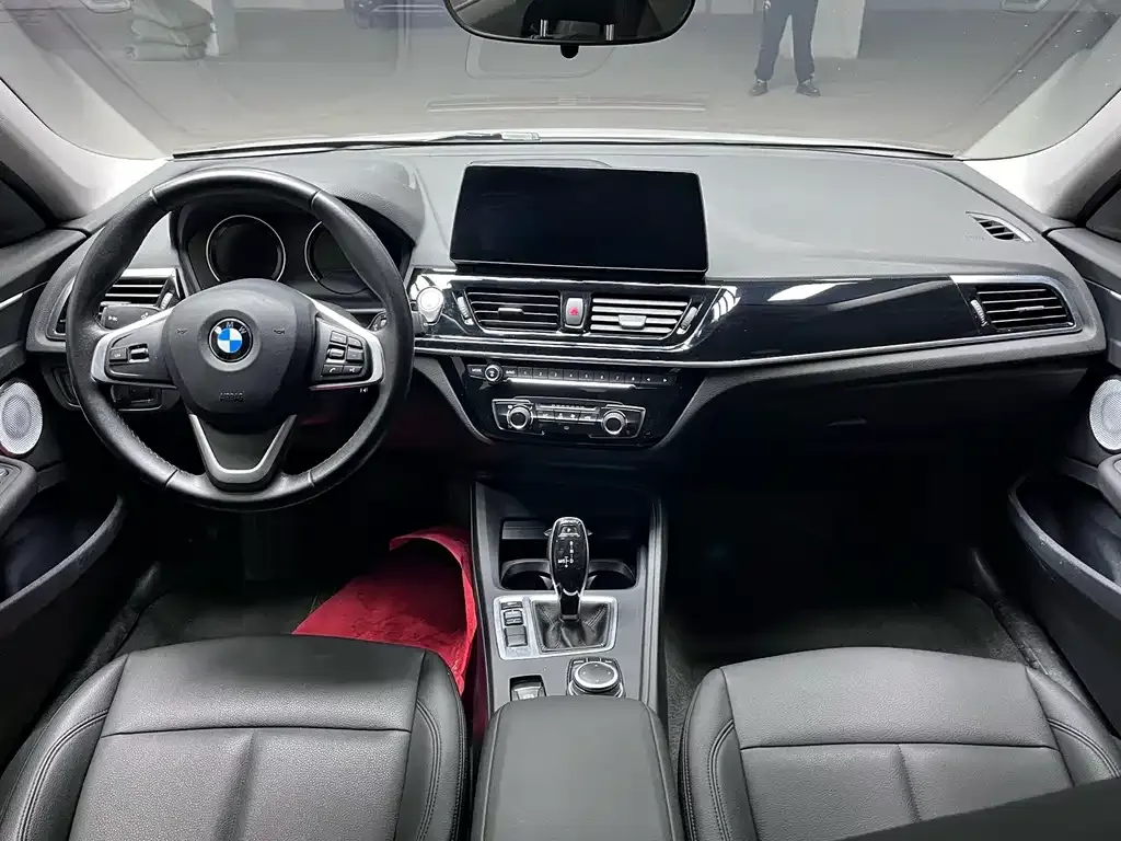BMW 1 Series 2021 из CN, фото 6