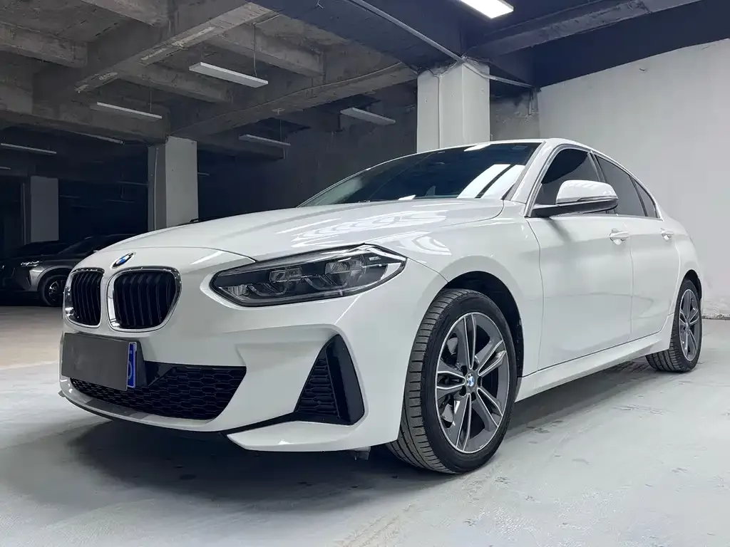 BMW 1 Series 2021 из CN, фото 7