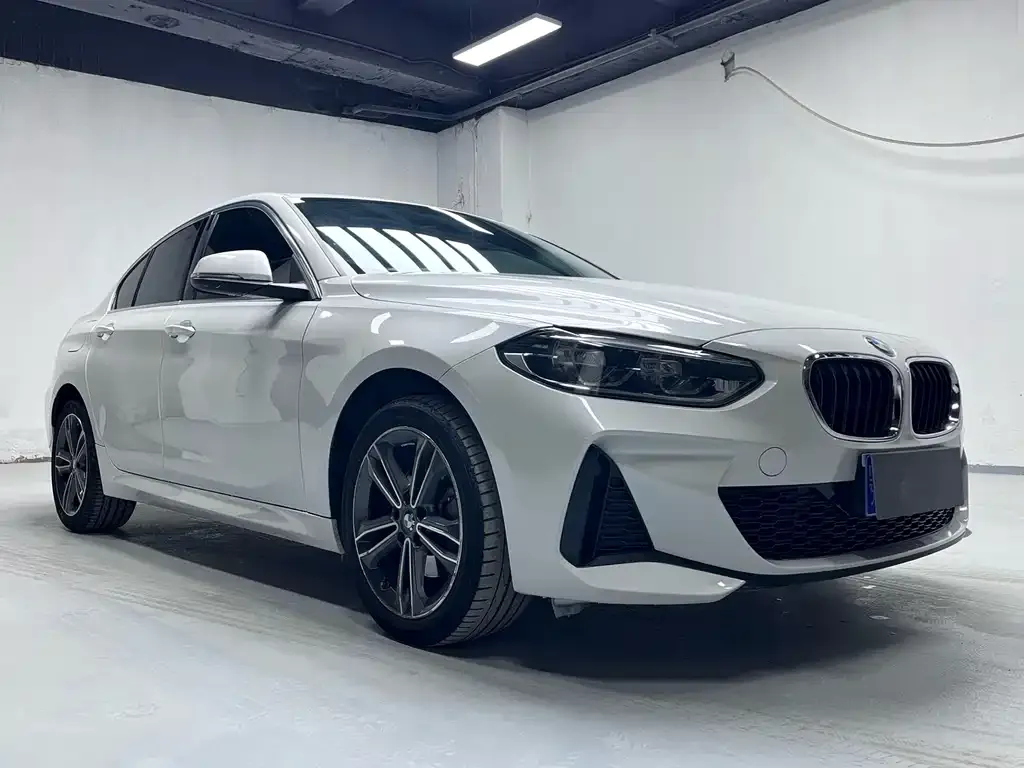 BMW 1 Series 2021 из CN, фото 9
