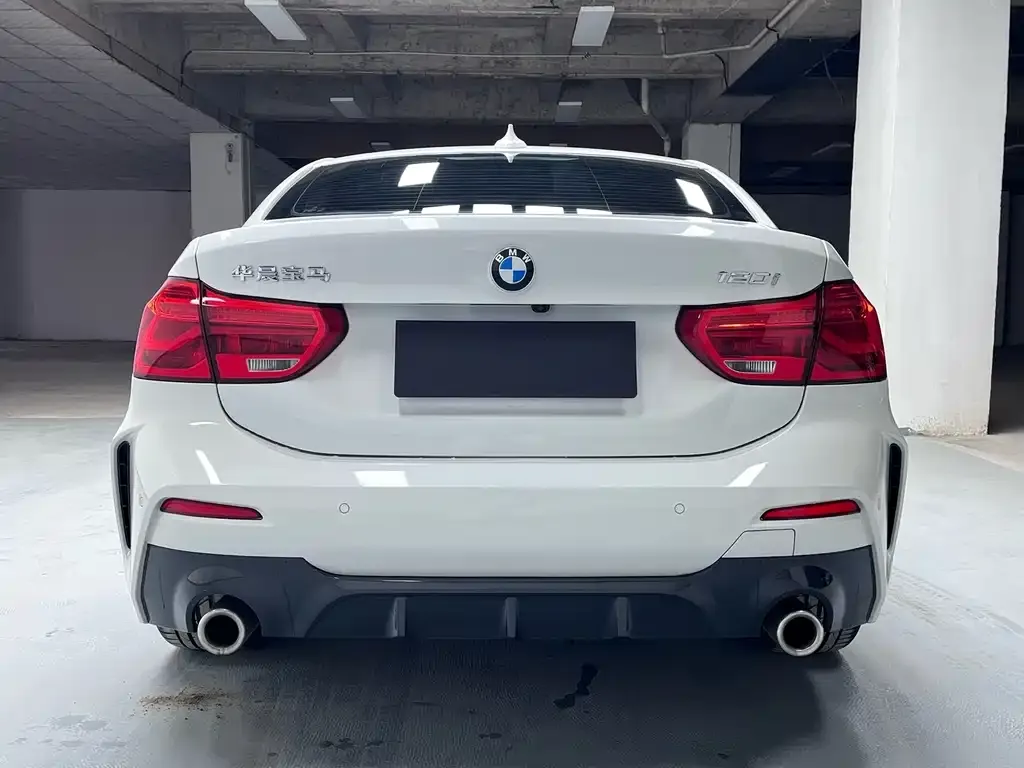 BMW 1 Series 2021 из CN, фото 8