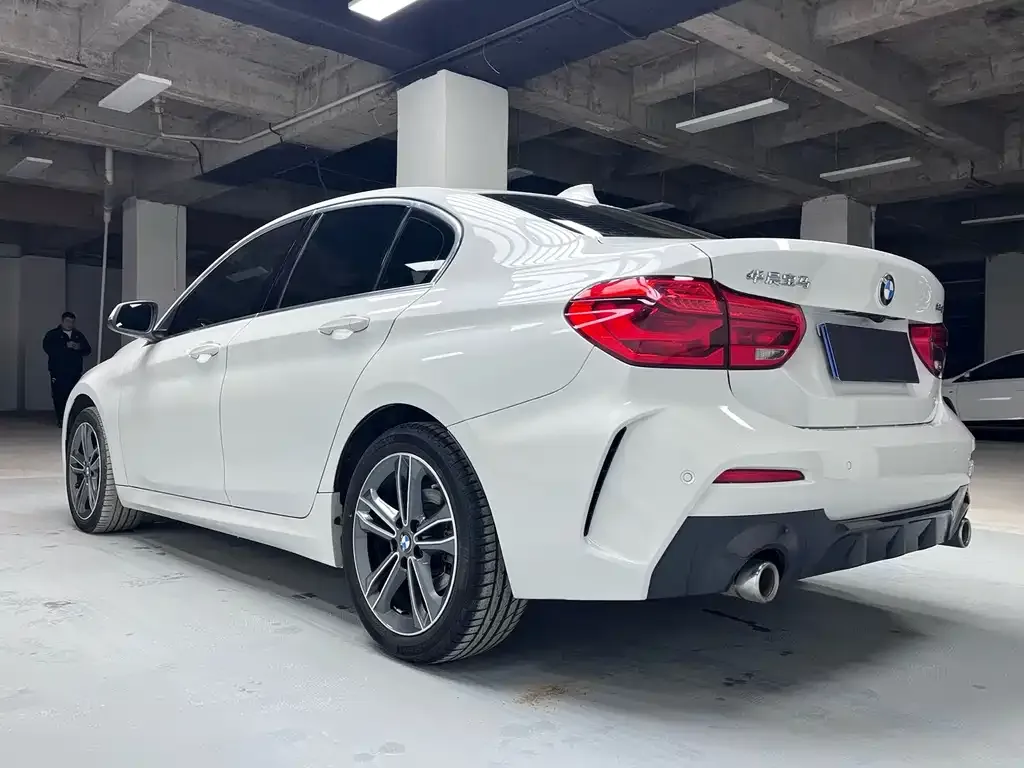 BMW 1 Series 2021 из CN, фото 5