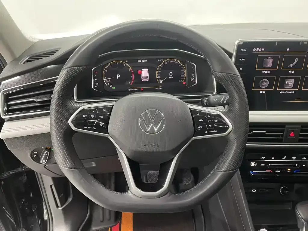 Volkswagen Tiguan L 2022 из CN, фото 10