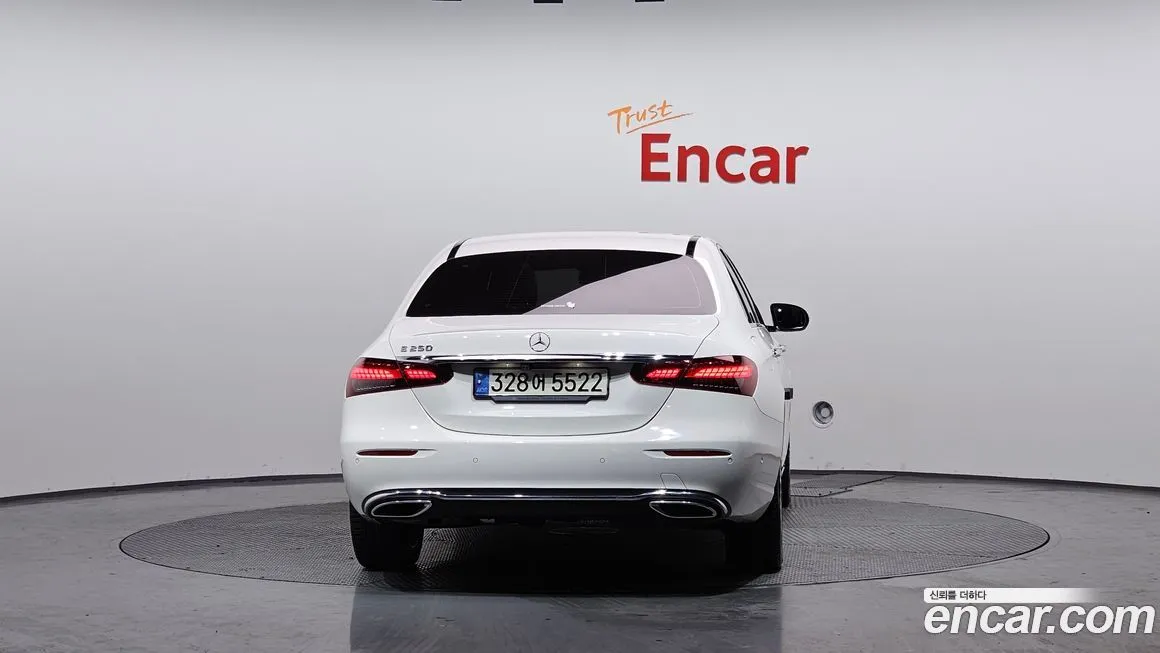 Mercedes-Benz E-Class 2021 из KR, фото 3