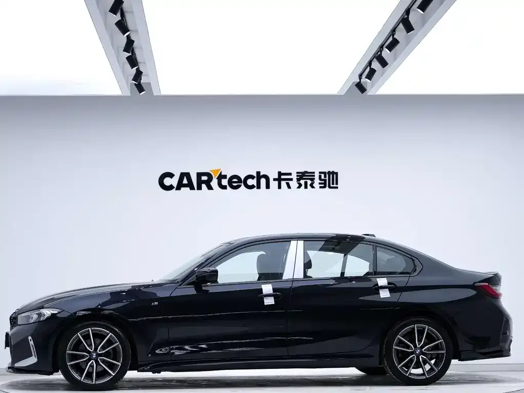 BMW 3 Series 2024 из CN, фото 8