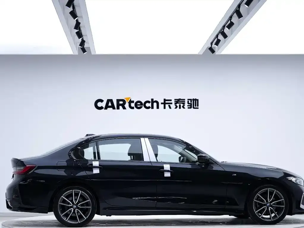 BMW 3 Series 2024 из CN, фото 10