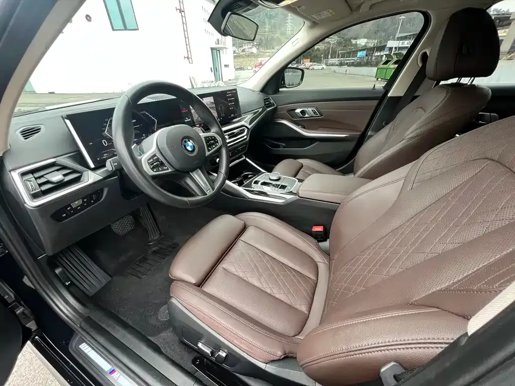 BMW 3 Series 2024 из CN, фото 4