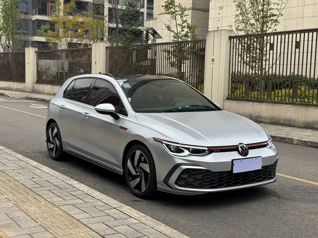 Volkswagen Golf GTI 2022 из CN, фото 4