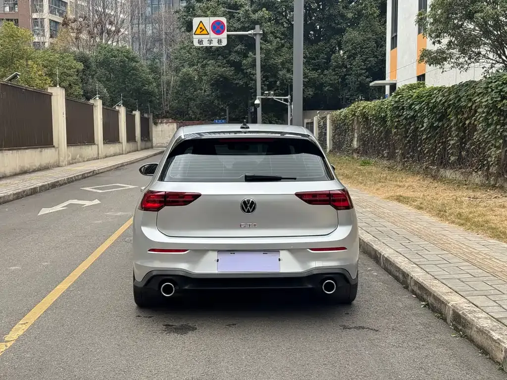 Volkswagen Golf GTI 2022 из CN, фото 10