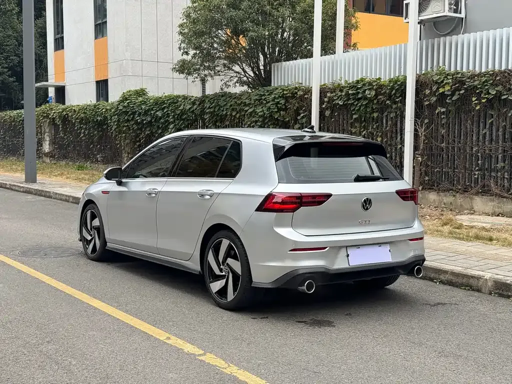 Volkswagen Golf GTI 2022 из CN, фото 3