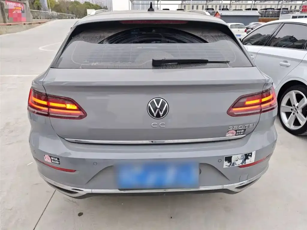 Volkswagen CC 2024 из CN, фото 3