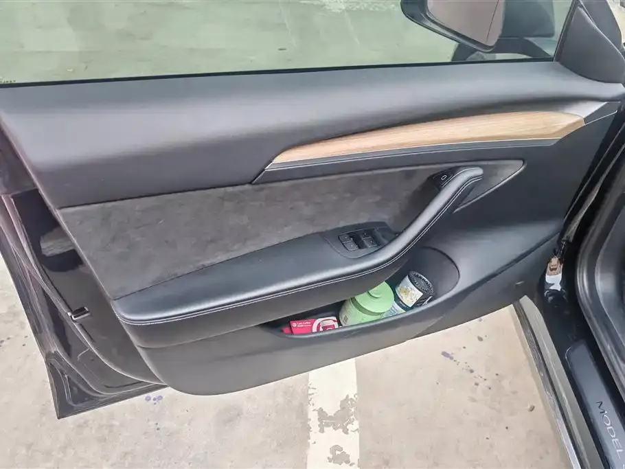 Tesla Model 3 2023 из CN, фото 5