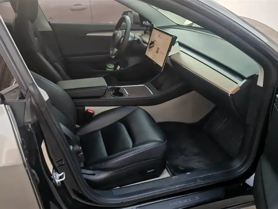 Tesla Model 3 2023 из CN, фото 10