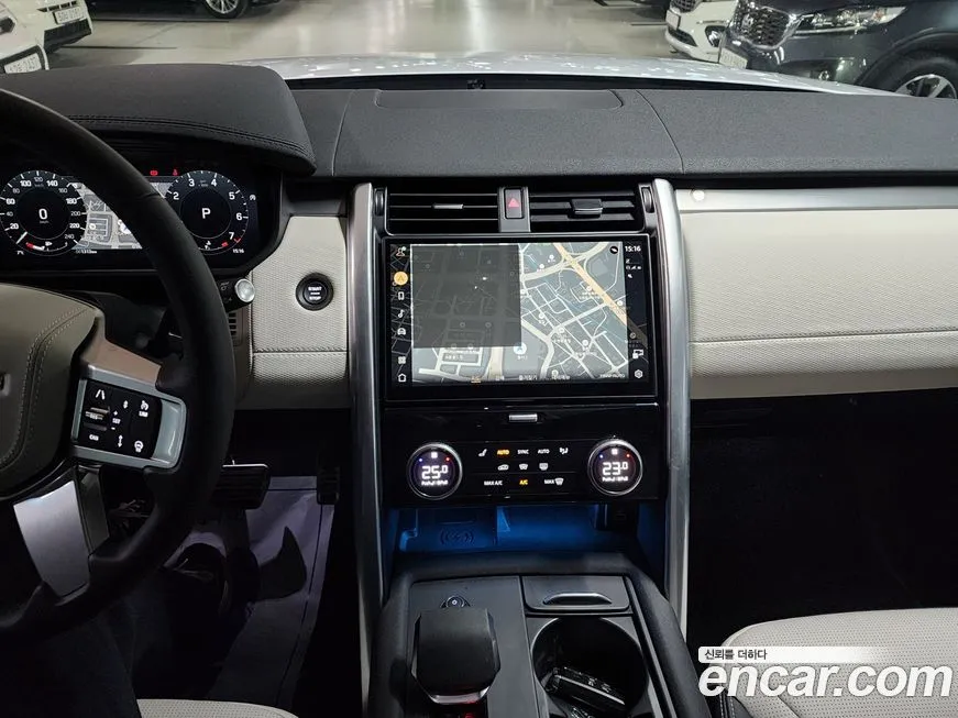 Land Rover Discovery 2025 из KR, фото 4