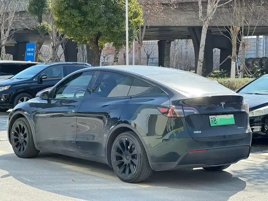 Tesla Model Y 2022 из CN, фото 9