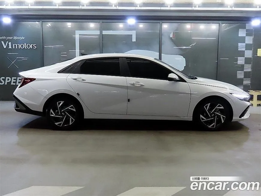 Hyundai AVANTE — фото 4