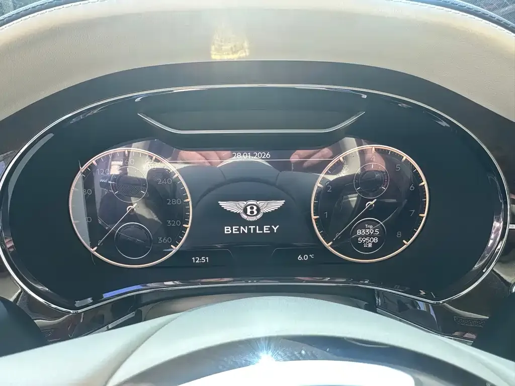 Bentley Flying Spur 2022 из CN, фото 8