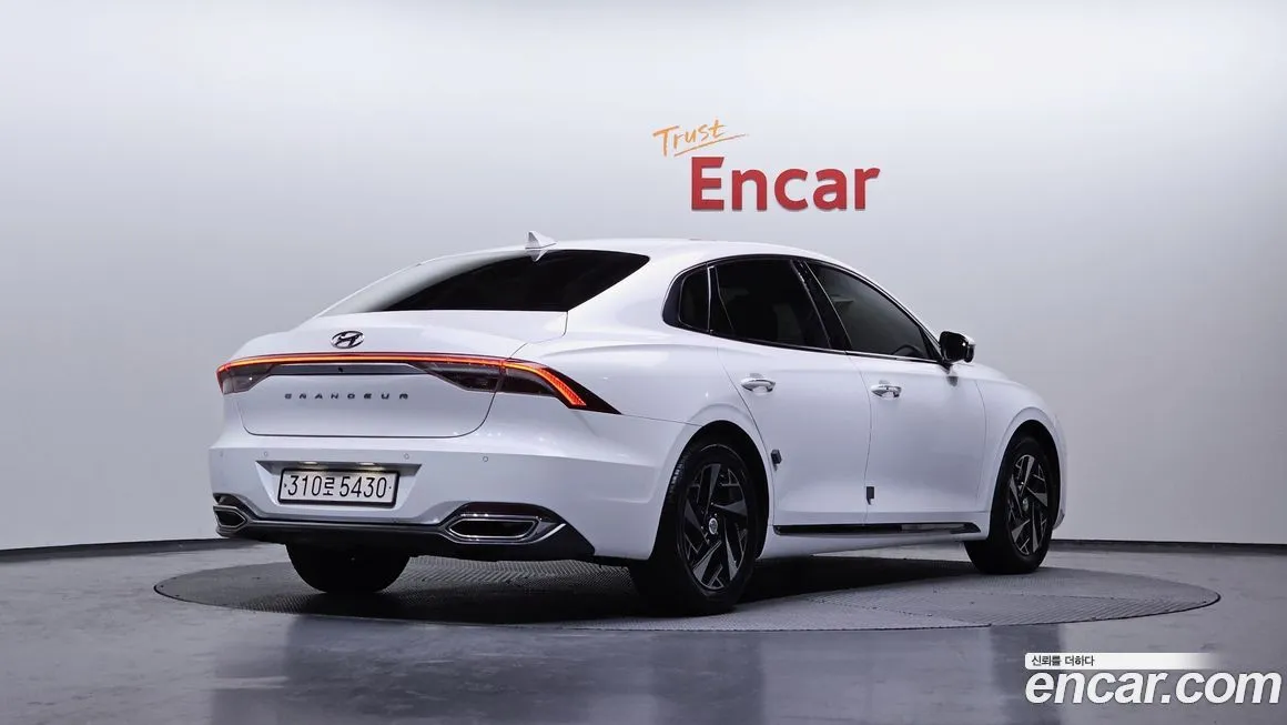 Hyundai Grandeur 2022 из KR, фото 2